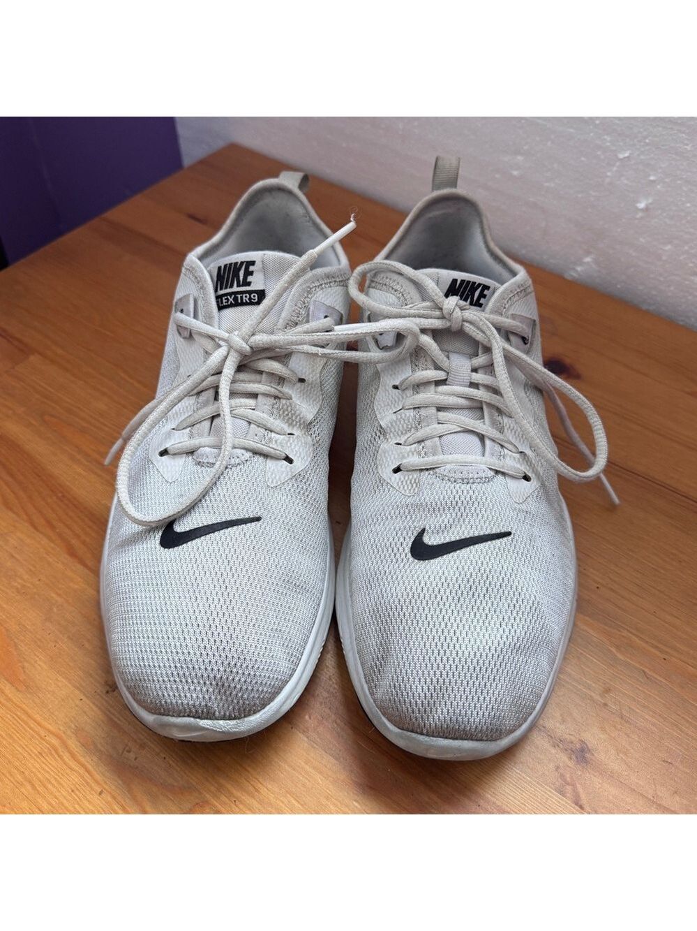 Nike women's flex trainer sneakers size 11